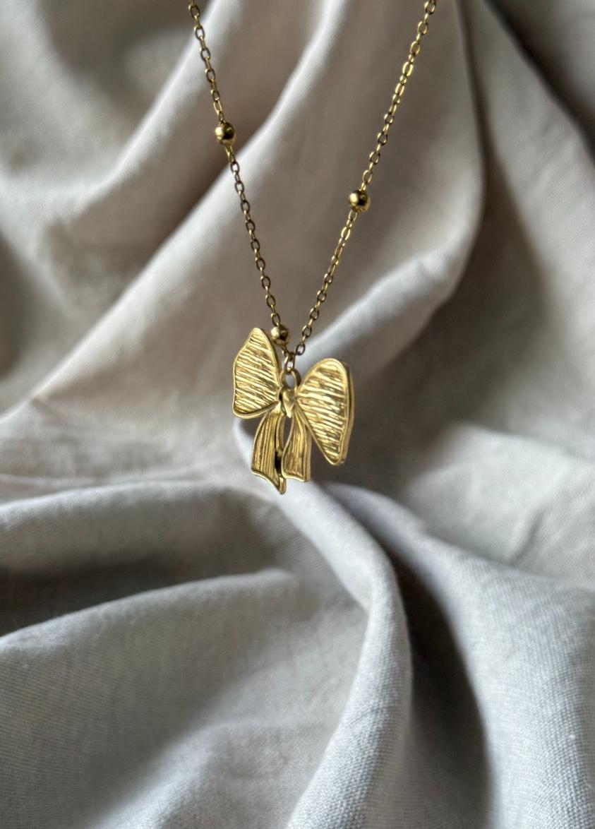 Heirloom Bow Necklace