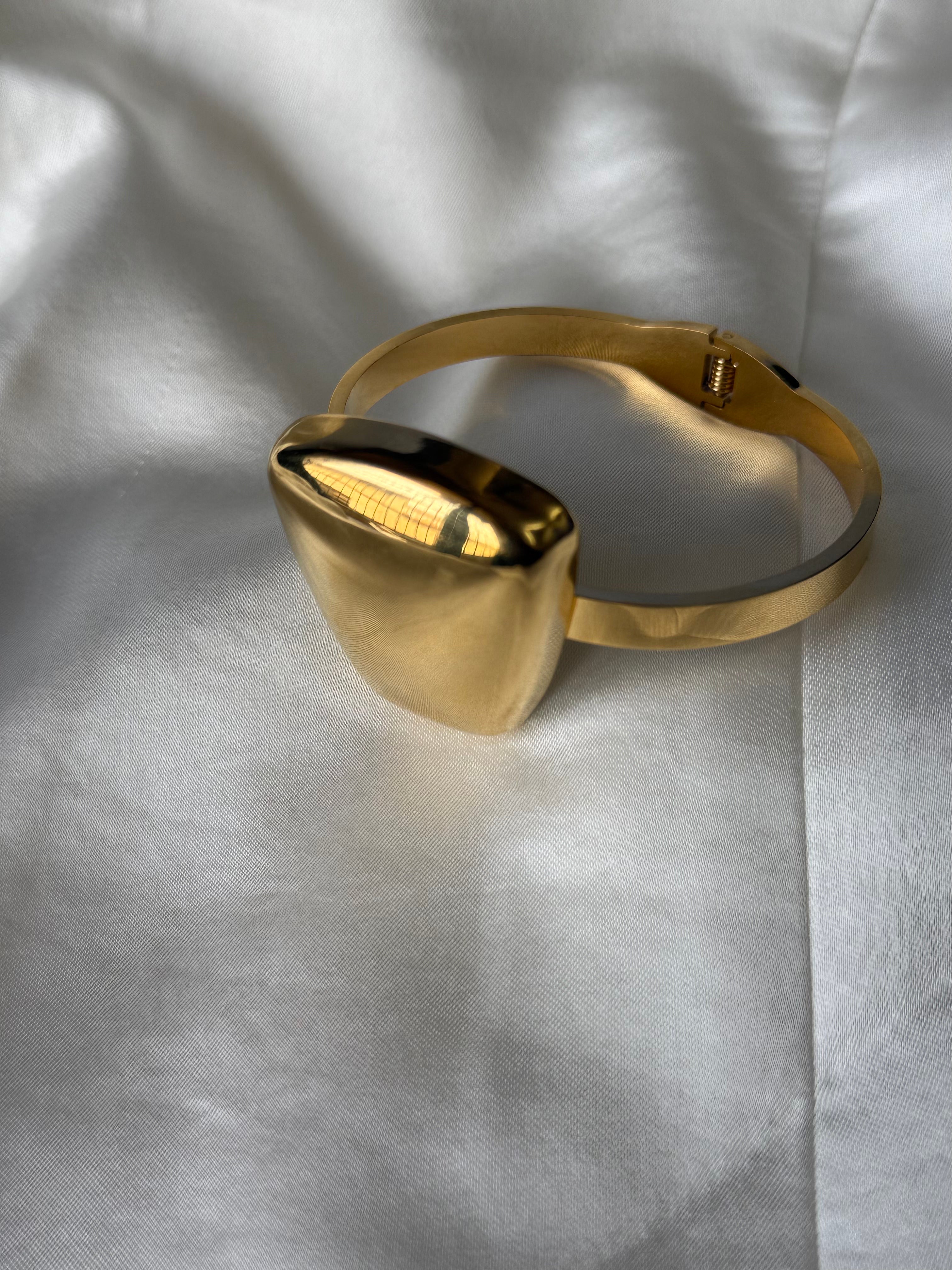 Domed Pod Bracelet