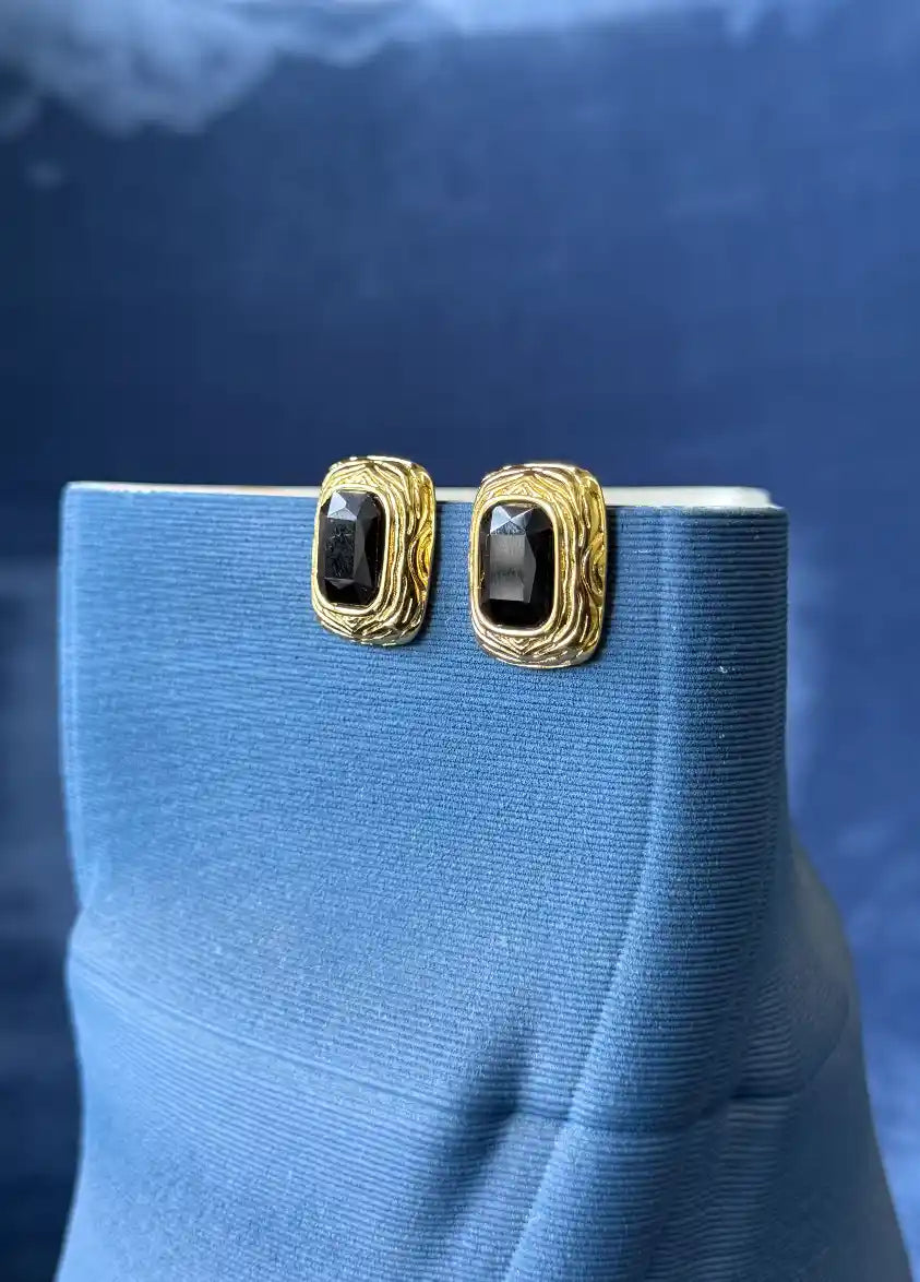 Onyx Studs