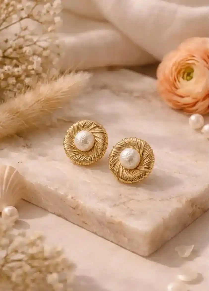 Canvas Studs